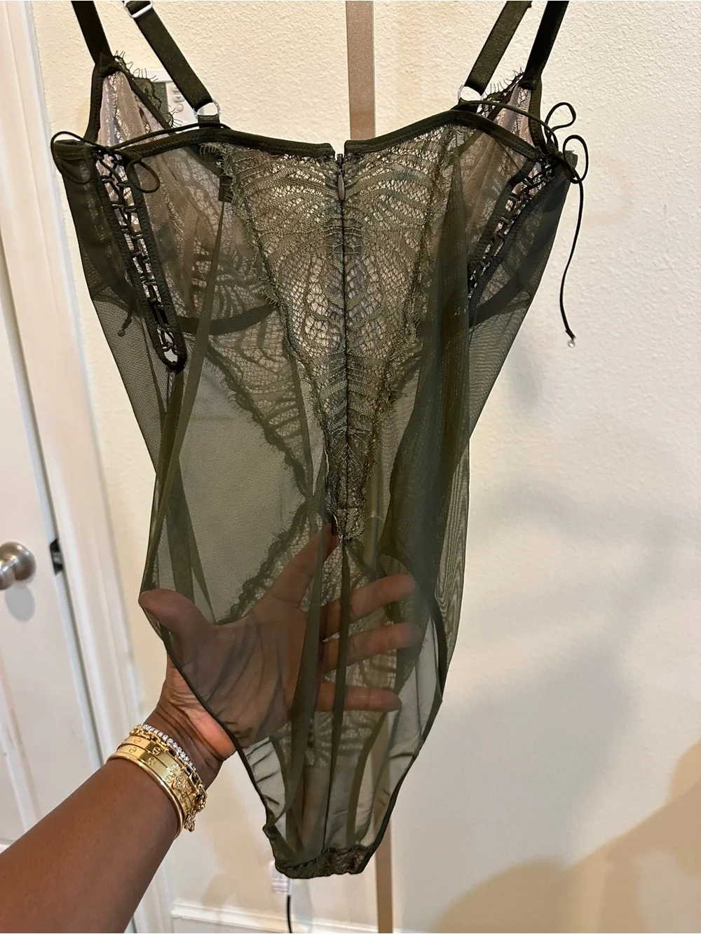 Victoria’s Secret 36D Olive Green Lace Teddy Bodysuit NWT